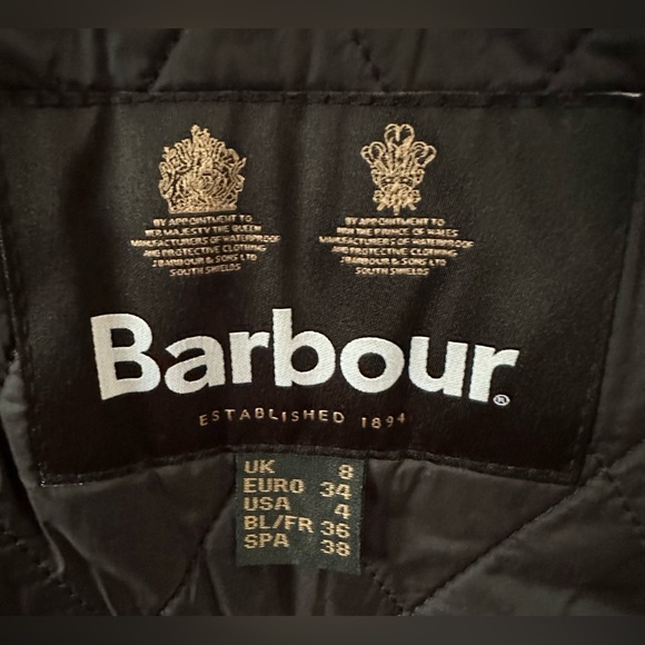 NWTs Barbour Women’s Wray Quilted Gilet/Vest. Black. Sz. 4 US (8 UK) - Picture 6 of 16